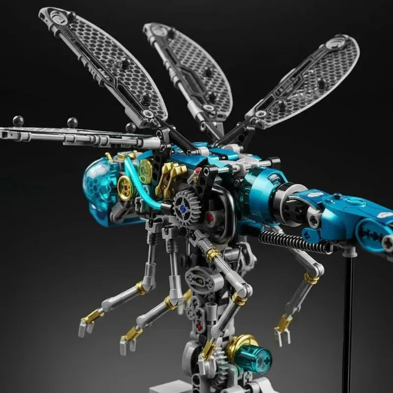 Bionic Dragonfly - 866Pcs Mechanical Building Set